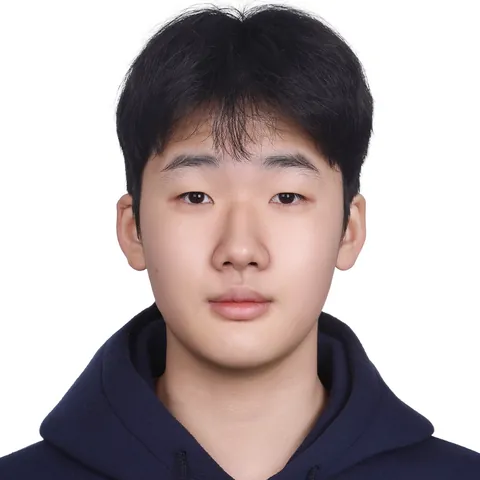 Portrait of Ryan Ahn